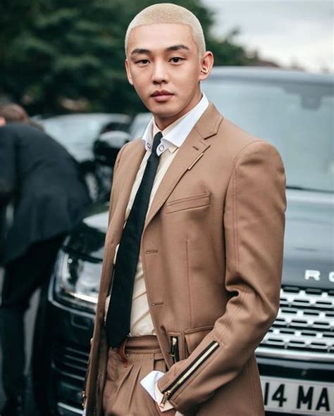 yoo ah in burberry|Yoo Ah In Represents Korea at Burberry Fashion Show.